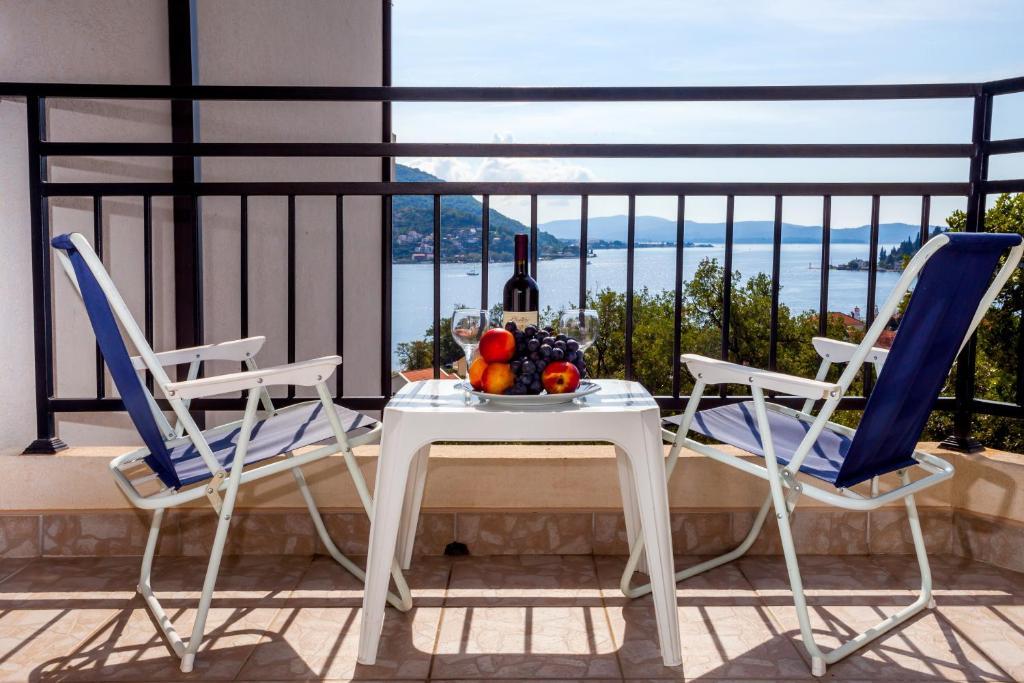 Villa Maria Apartments Kamenari Bilik gambar