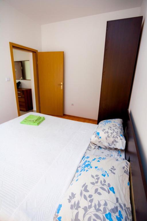 Villa Maria Apartments Kamenari Bilik gambar