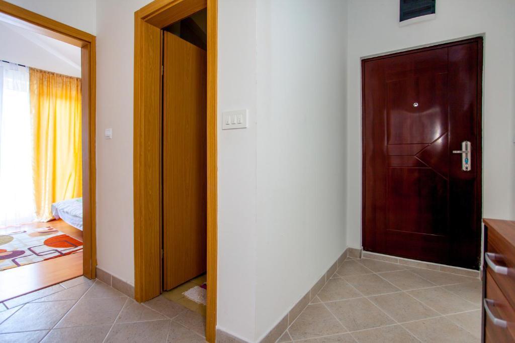 Villa Maria Apartments Kamenari Bilik gambar